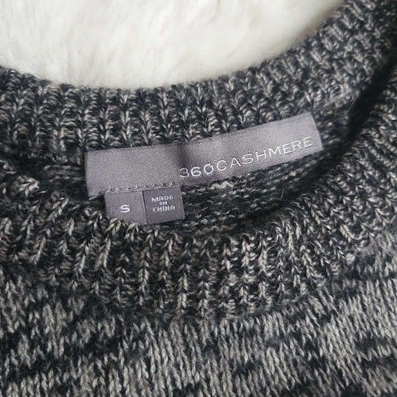 360 Cashmere Wool Marled Zebra Box Pleat Soft Sweater - Picture 4 of 11